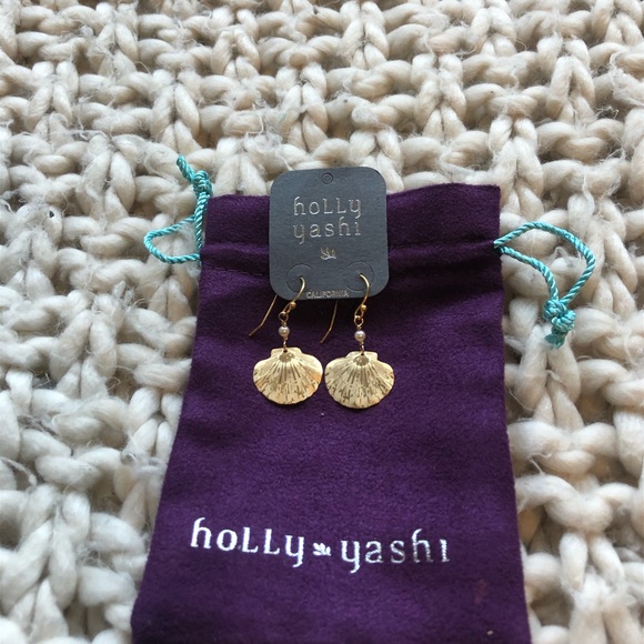 Gold Dangly Earrings - Picture 3 of 3